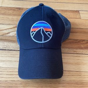 Patagonia black adjustable hat